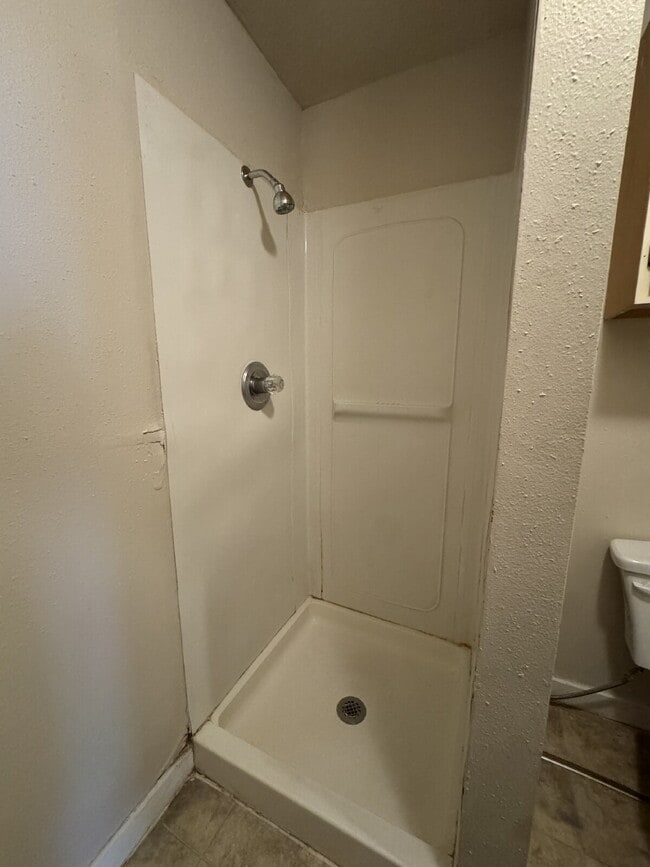 Building Photo - One Bedroom House Located In Heart of Lubbock Minutes From Texas Tech & Medical District!