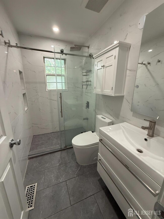 Building Photo - 88 Sapphire Ln