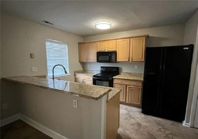 Building Photo - 2 Bedroom 2.5 Baths Condo In Columbus Station