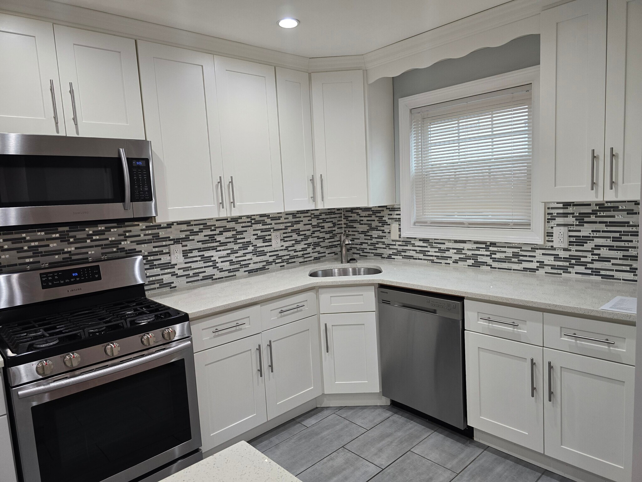 Building Photo - 11714 197th St