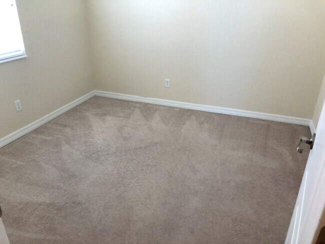 Building Photo - Stoneybrook 4BR/3BA Single Family Home in ...