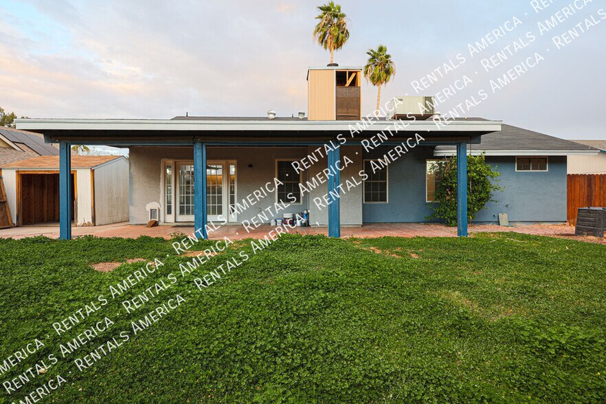Building Photo - 324 S Rita Ln