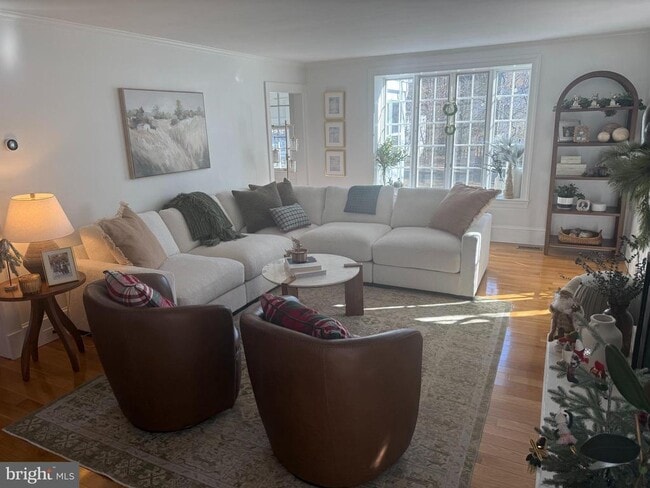 Building Photo - 7113 Bristol Rd