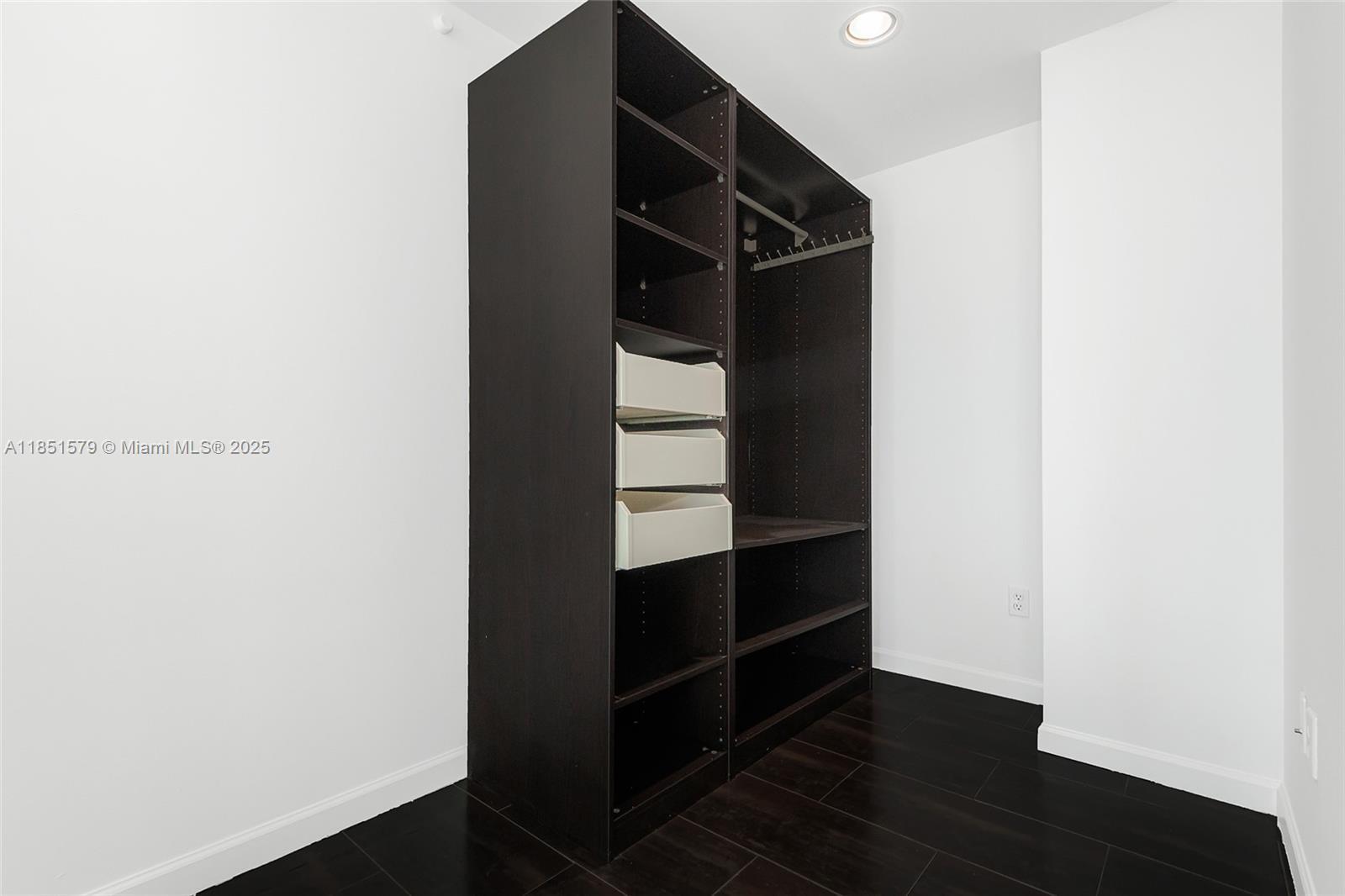 Building Photo - 300 S Biscayne Blvd