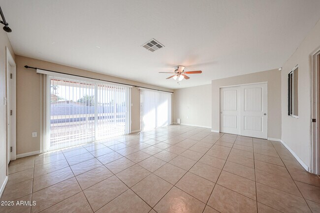 Building Photo - 6539 E Arbor Ave