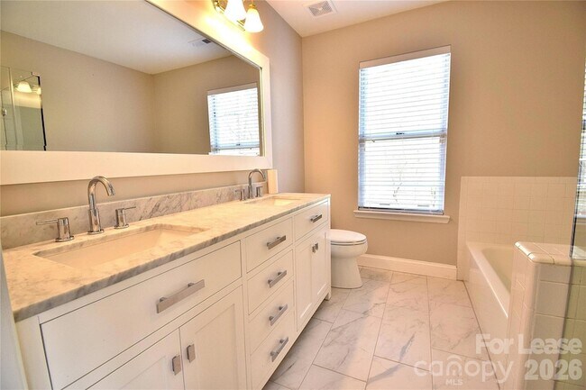 Building Photo - 9530 Errington Ln