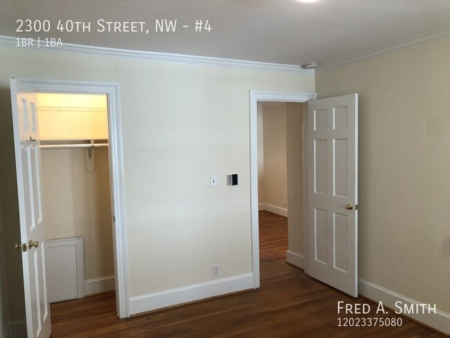 Building Photo - Glover Park Spacious Beautiful One-Bedroom...