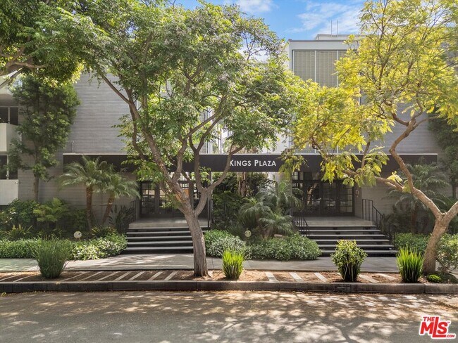 Building Photo - 850 Kings Rd