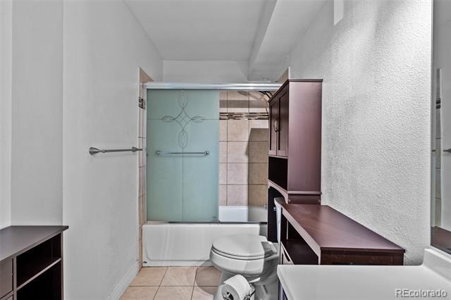 Building Photo - 3324 S Ammons St