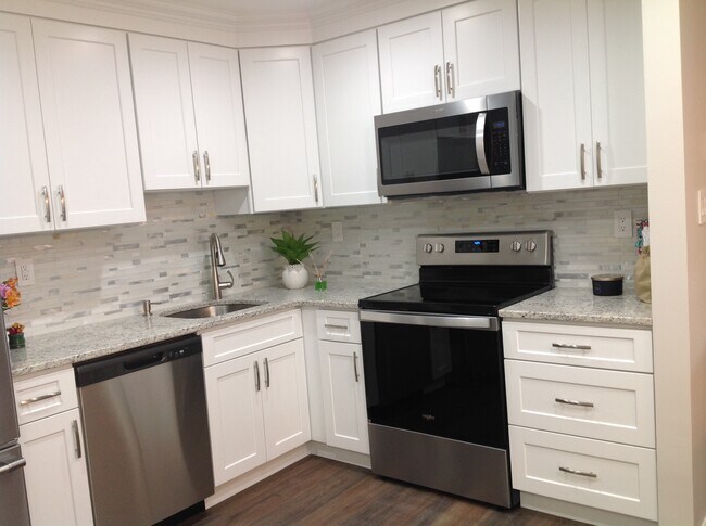 New backsplash - 103 Amberly Dr