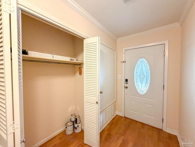 Building Photo - 3915 Potosi Rd