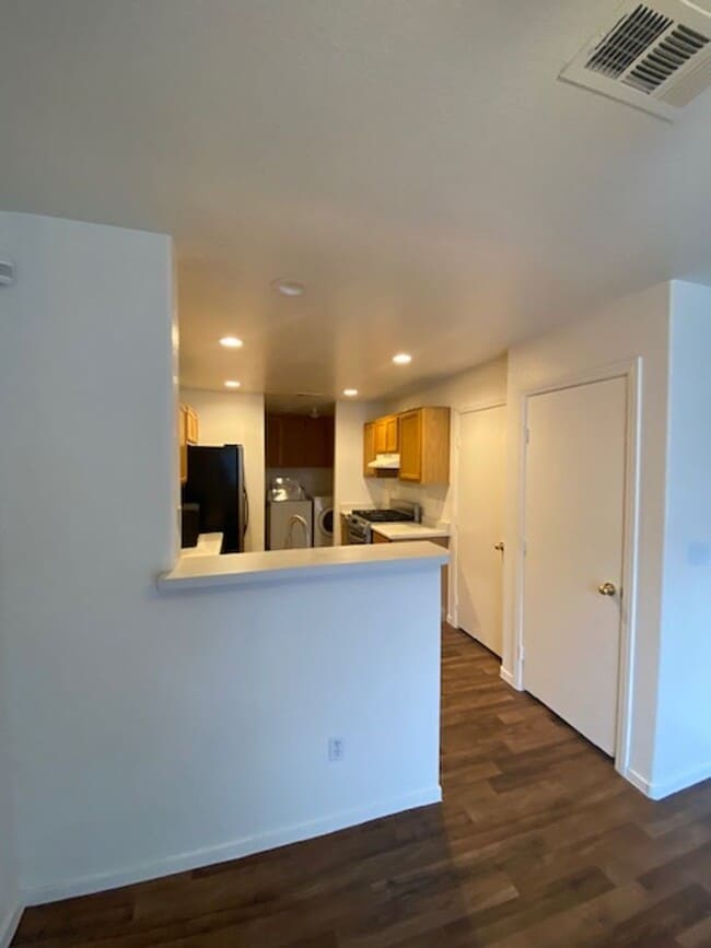 Building Photo - Cozy 3 Bedroom Summerlin Townhome for Rent!