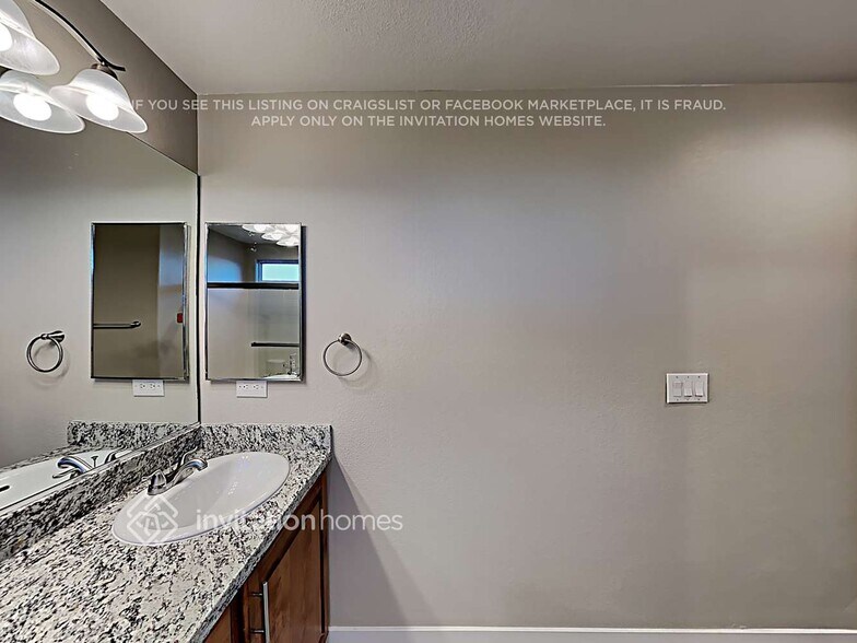 Building Photo - 10624 Calf Creek Ct