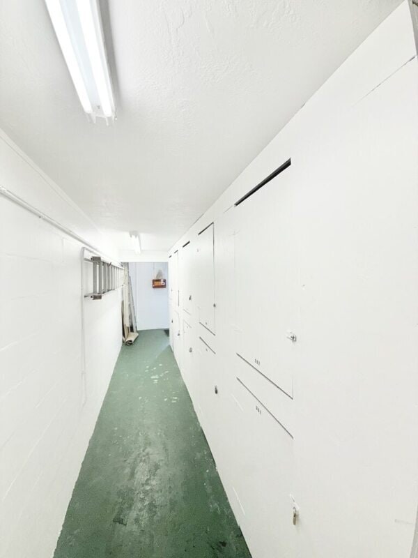 Building Photo - 445 32nd Ave N