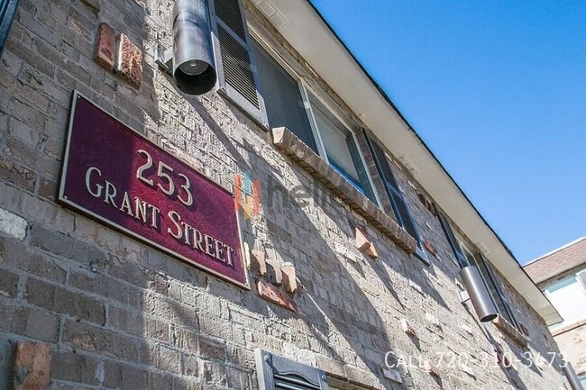 Building Photo - 263 N Grant St