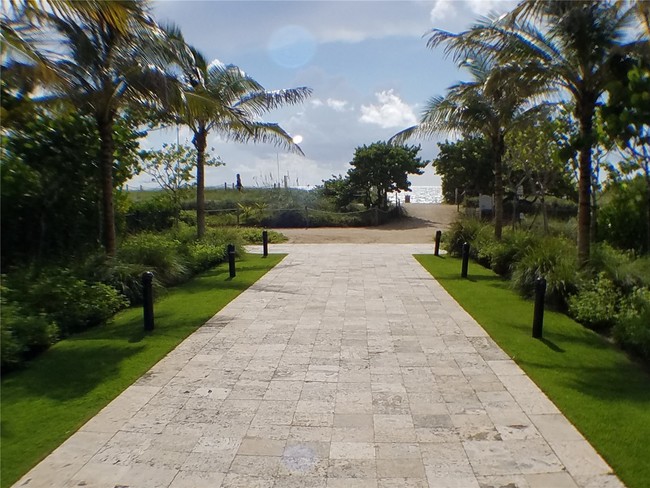 Building Photo - 9064 Collins Ave