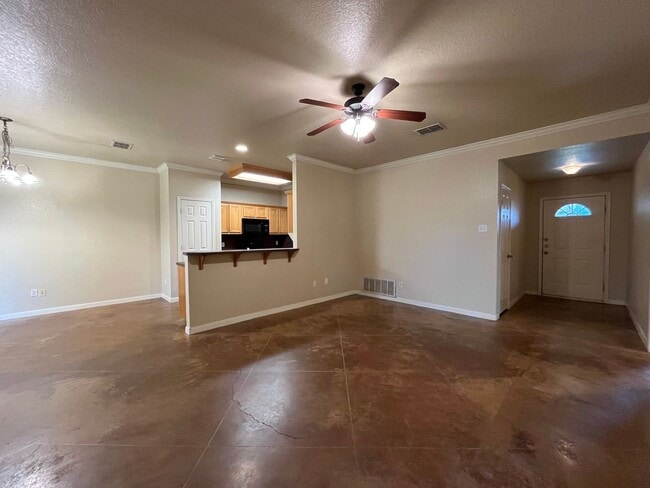 Building Photo - 3016 Palomino Trail