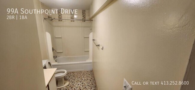 Building Photo - 99 Southpoint Dr