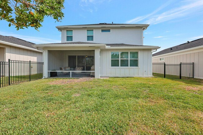 Building Photo - 19742 Split Rail Run