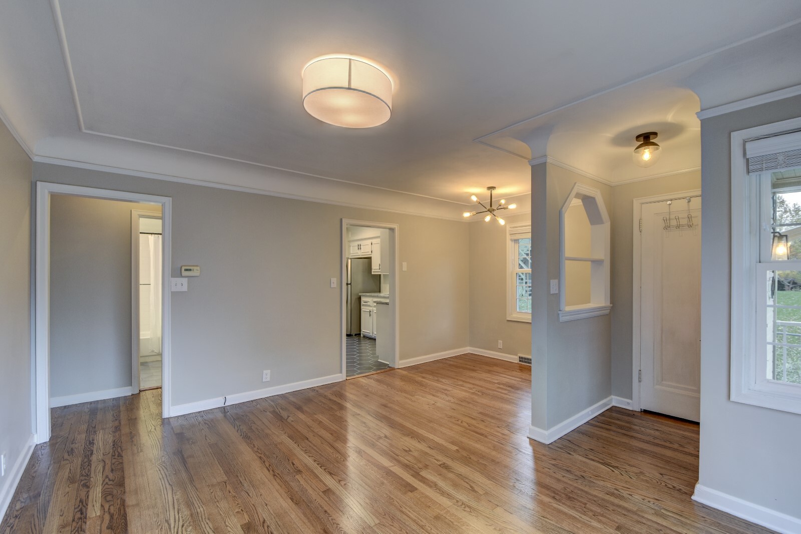 Refinished hardwood floors. - 5210 Rees St