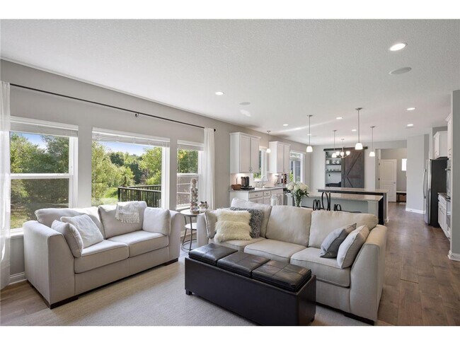 Building Photo - 5596 Orchard Cove