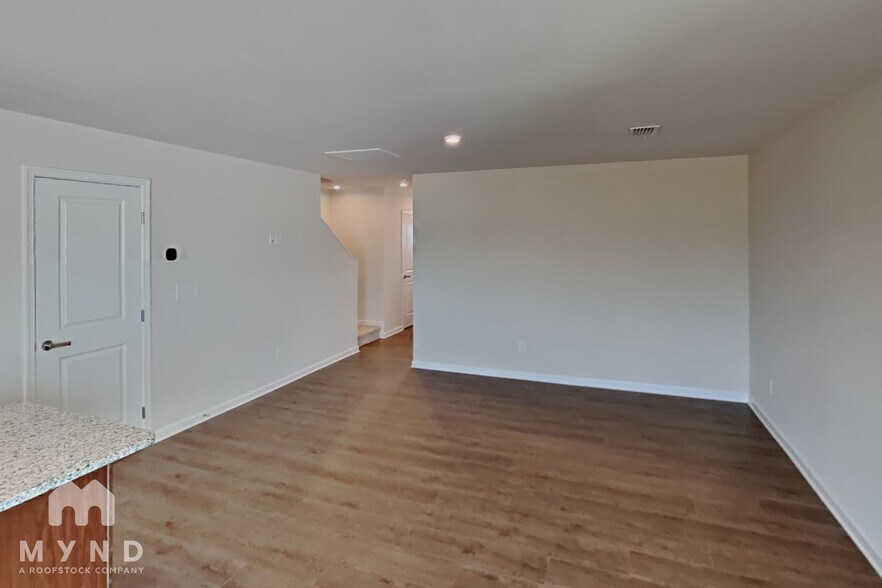 Building Photo - 6133 Bridle Crk Dr