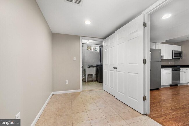 Building Photo - 7020 Quander Rd