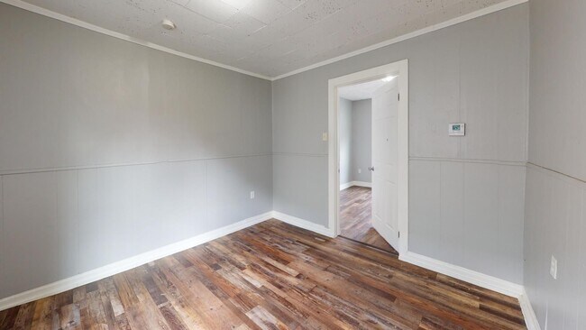 Building Photo - 3523 Walton Ave