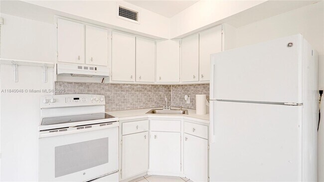 Building Photo - 1036 NW 75th St