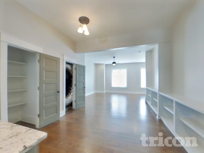 Building Photo - 1214 Hillwood Private Cove