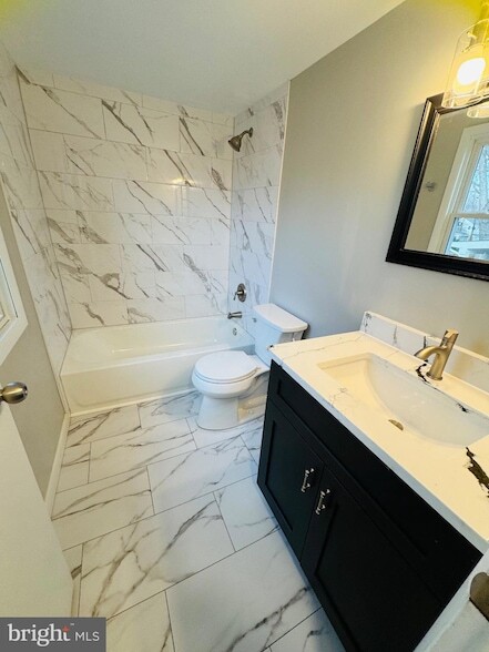 Building Photo - 8111 Analee Ave