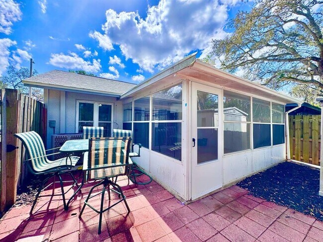 Building Photo - 5124 Gainesville Dr