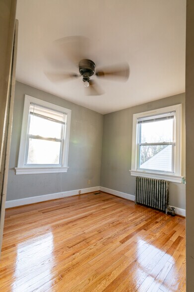 Building Photo - 1145 Lindsay St