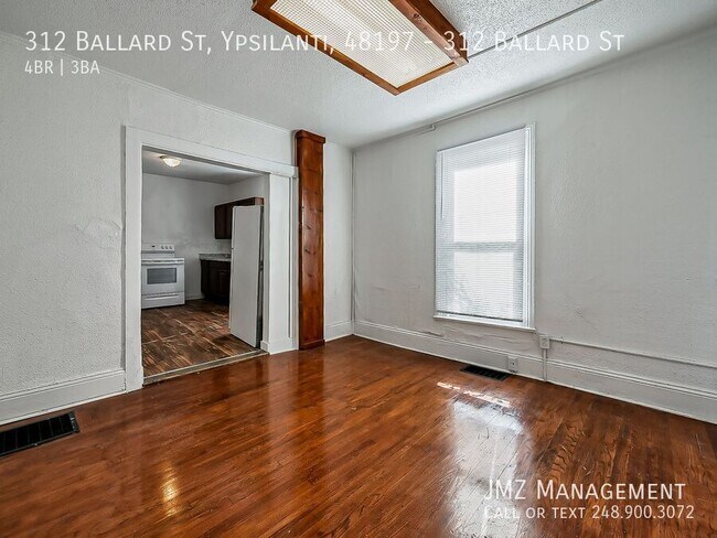 Building Photo - 312 Ballard St