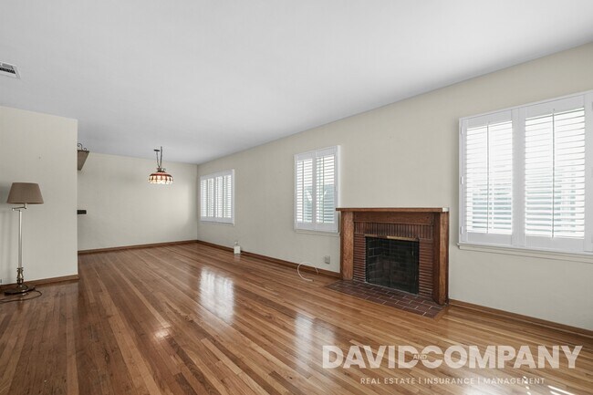 Building Photo - 6225 W 77th St