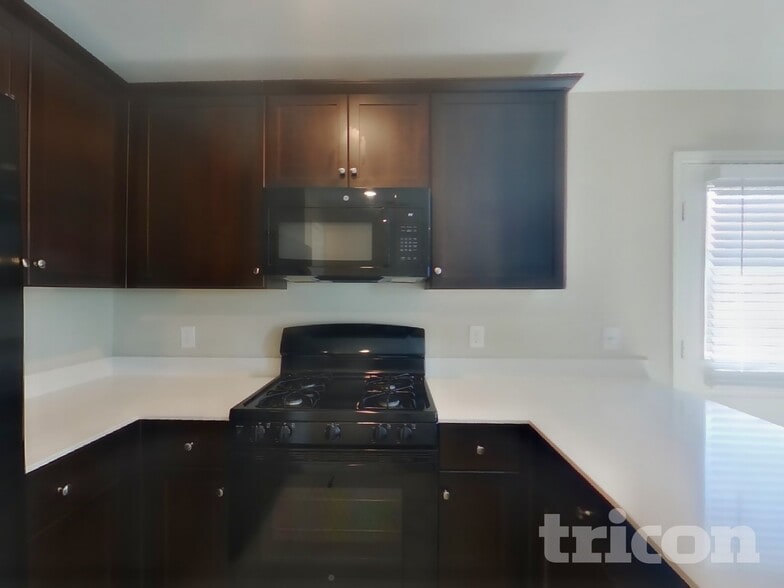 Building Photo - 6001 Determine Ln