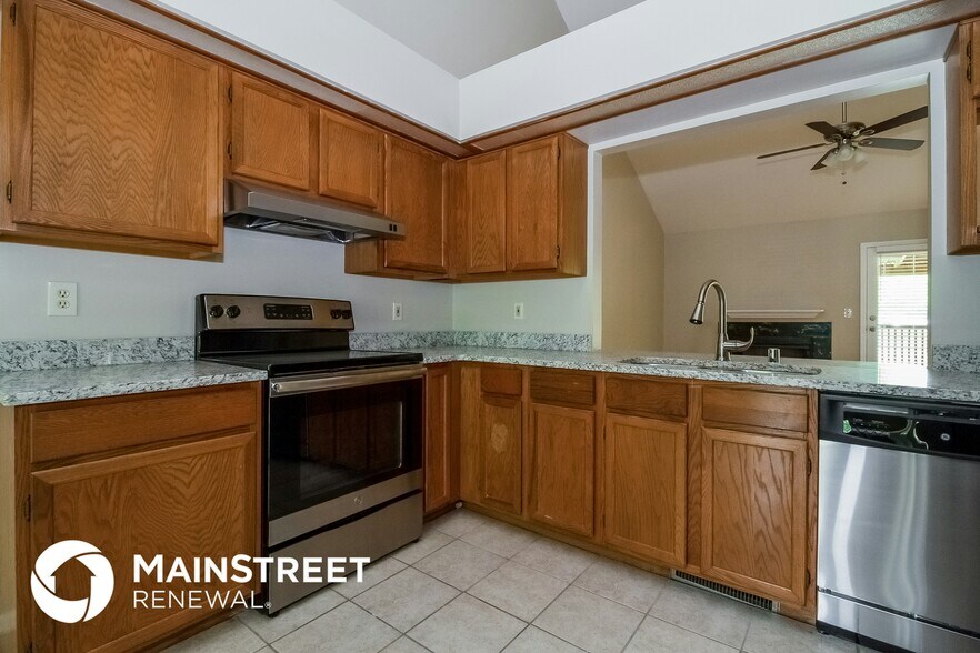 Building Photo - 516 Church Ln