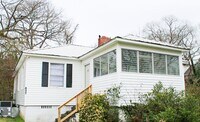 Building Photo - SECTION 8 APPROVED!