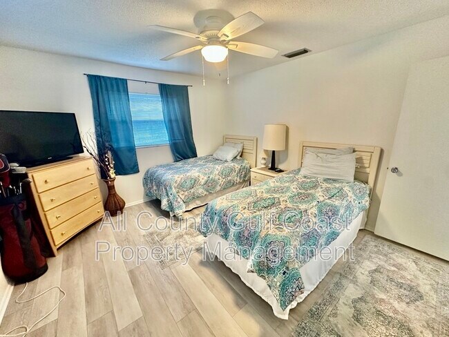 Building Photo - 2332 Bal Harbour Dr