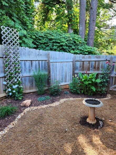 green area - 405 Brown Rd