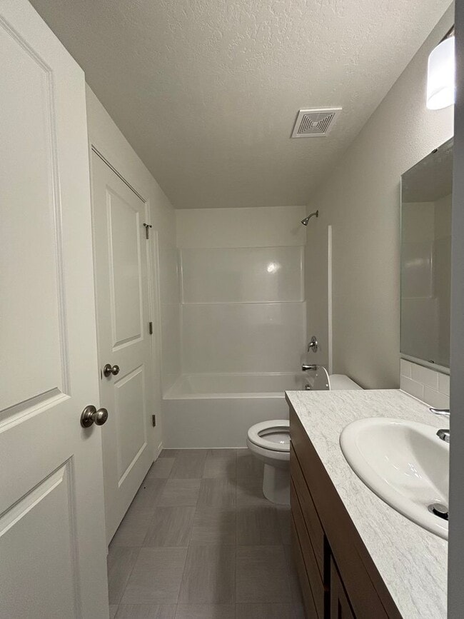 Building Photo - New Single Level Home in SunRidge Community