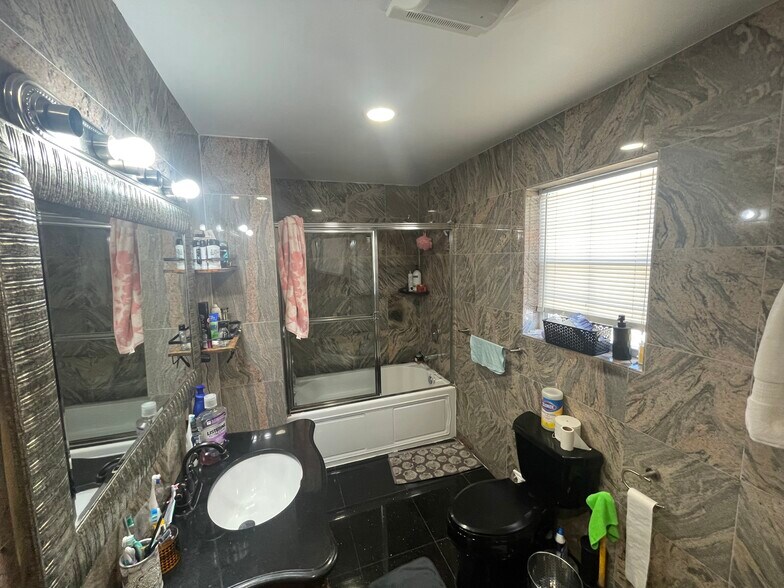 Primary Bathroom - 248 Kingsland Ave