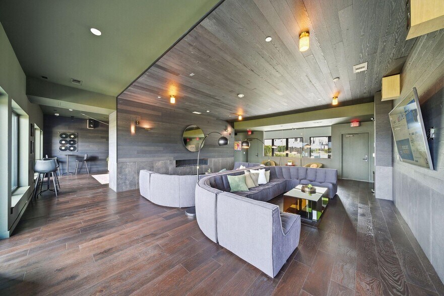 Building Photo - 2623 Keene St