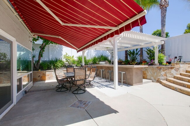Building Photo - 7446 Trigo Ln