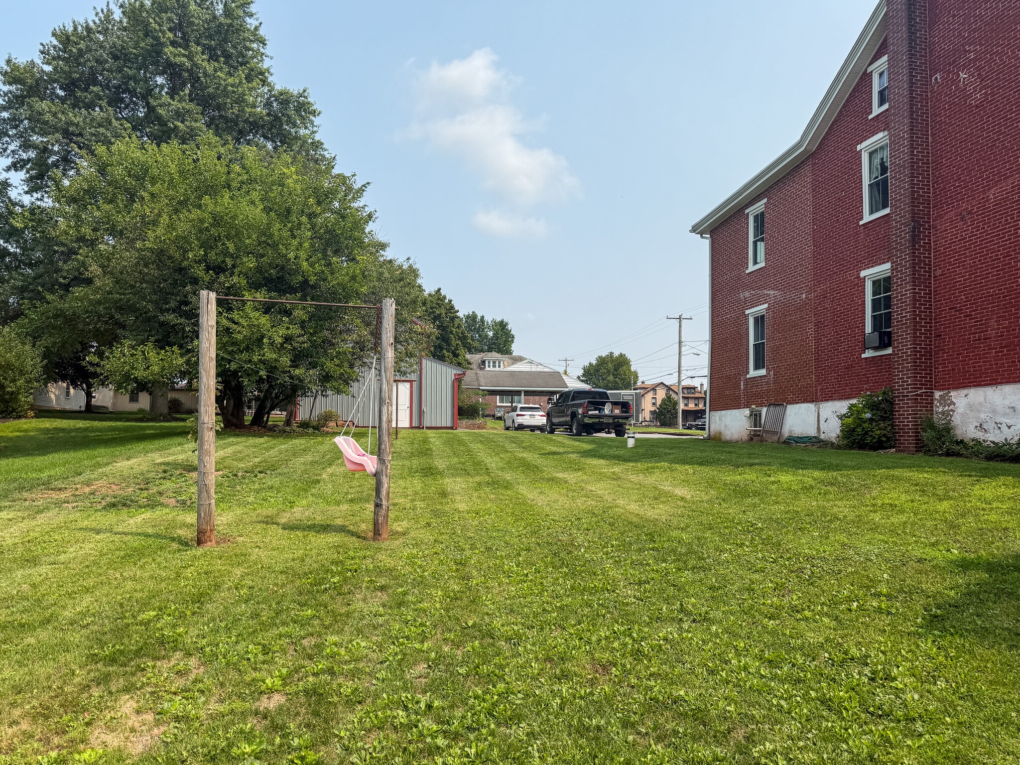 Building Photo - 504 Fivepointville Rd