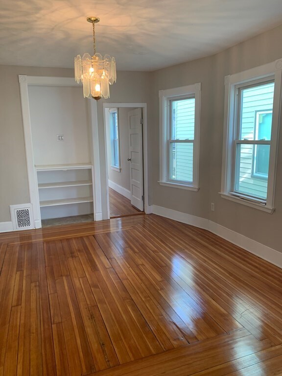 Building Photo - 138 Spencer St