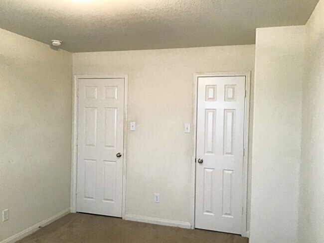 Building Photo - 10237 Tate Ct