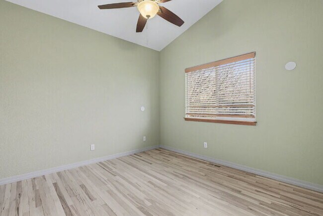 Building Photo - Spacious 5-Bedroom Home Backing to Open Space with Mountain Views