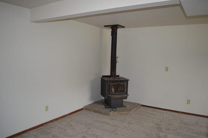 Building Photo - 2646 Osmundsen Rd