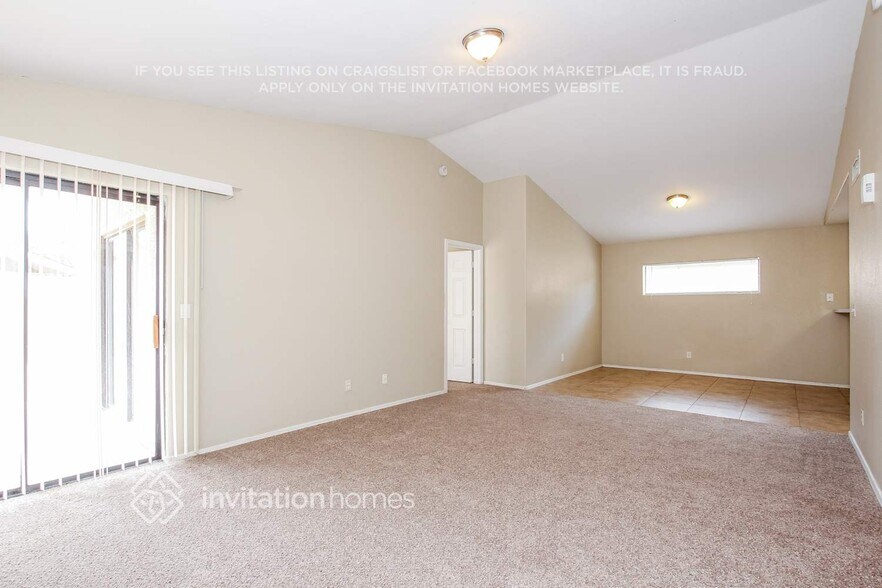 Building Photo - 11234 N 81st Ave